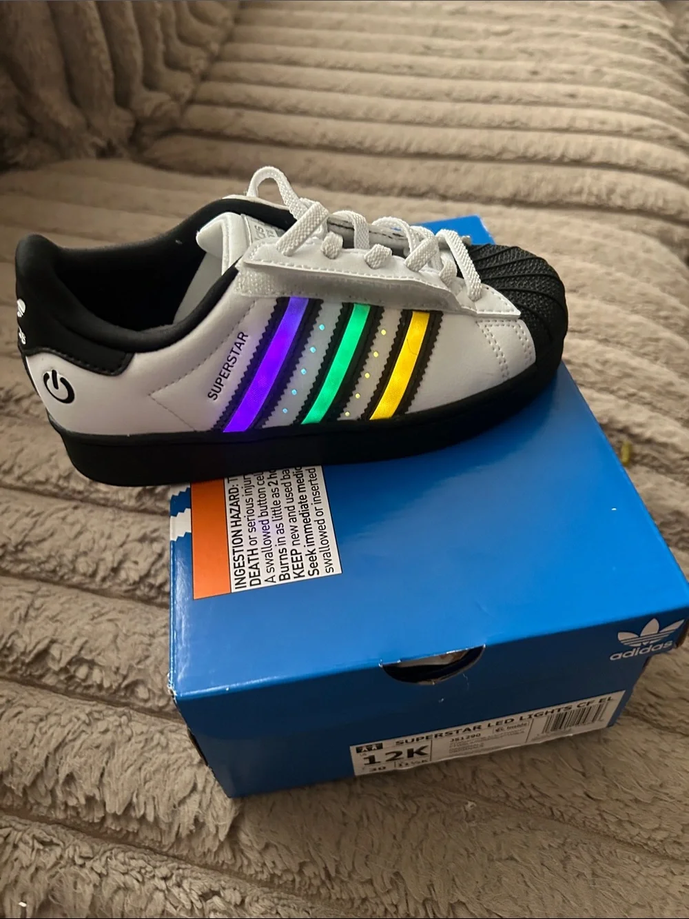 Light up adidas Kids Superstar Leather Sneaker - White/Black Size 12k